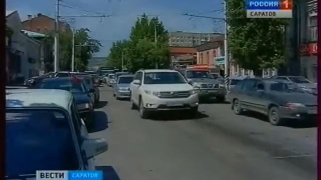 Ремонт дорожного полотна начался на улице Московской смотреть онлайн