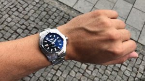 BREITLING AVENGER AUTOMATIC A17318101B1A1