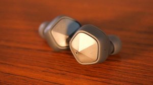 Second Time's a Charm | Astell & Kern AK UW100MKII Review