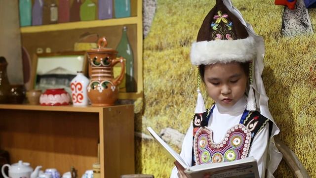 Акция "Через сказки к миру и согласию: читаем народные сказки на родном языке" смотреть онлайн