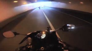 Стант на короле мотоциклов YAMAHA R1!