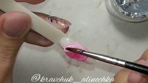 3D роза на ногтях, с помощью геля.