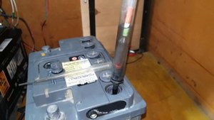 В банках лёд.Замороженный аккумулятор Реактор-62 А/ч.