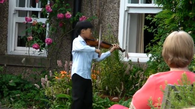 Concerto No 6 in A-minor 1st movement by Vivaldi played by PARK GI DONG смотреть онлайн