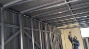 Теплоизоляция контейнера напылением ППУ