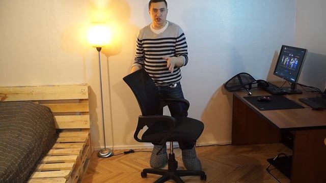 Эргономичное компьютерное кресло для игр и работыЭргономичное компьютерное кресло для игр и работы