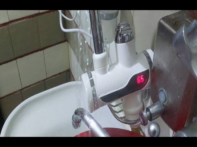 Электрический кран - водонагреватель с цифровым дисплеем  UNIPUMP  BEF - 012 - 02 проточного типа