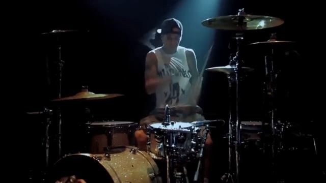 Travis Barker - Sound Check