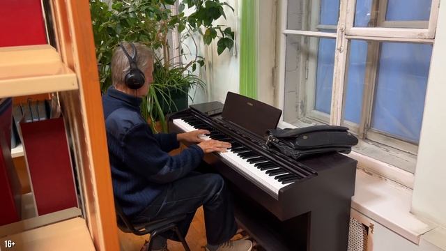 ТАЙНОЕ место, о котором НЕ ЗНАЮТ даже МЕСТНЫЕ - БЕСПЛАТНЫЕ концерты и выставки | Пианино в наушника смотреть онлайн