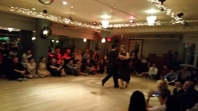 Argentine tango:Sara Grdan & Ivan Terrazas @ Nocturne - La Cumparsita смотреть онлайн