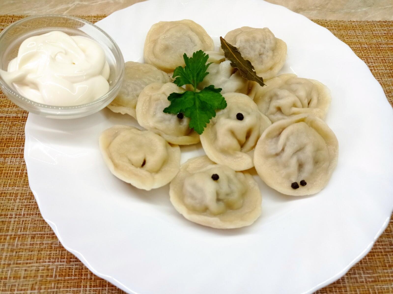 Домашние пельмени. Ручная лепка.