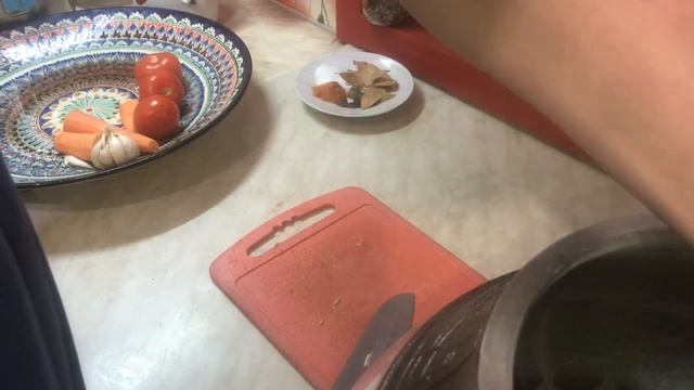 Мясо с картошкой в афганском казане для начинающих