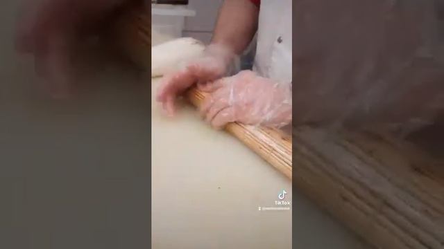 #суши#роллы#крутим#сыр#лосось#чеддер#приятногоаппетита#еда#япония смотреть онлайн