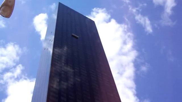 Donald Trump World Tower Manhattan New York city, opposit the UN building. смотреть онлайн