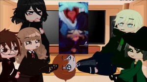 Hp/harry potter reacts to f y/n as random anime character (very bad grammar sorry)