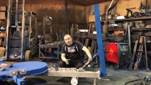 Кузовной стапель с подъёмником Vector V