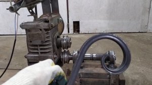 Станок для усиления профильной трубы. Прокаточный станок из двигателя от стиральной машины.