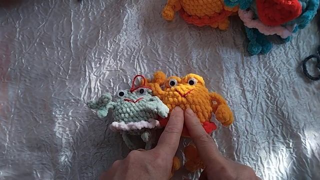 Обзор моих игрушек тянучек)  игрушки по моим МК, #зайкакрючком#лягушка все мк в телеграмм канале ?