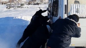 Экстремальная поездка по автозимнику Хонуу- Якутск. часть 1 обратная дорога в Соболох.
