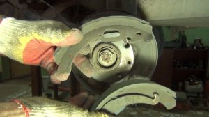 Замена задних тормозных колодок ВАЗ.