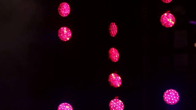 MAC Aura Product Video смотреть онлайн