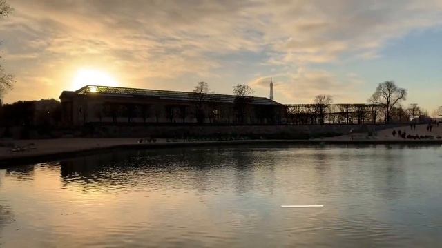 ПАРИЖ Парк Тюїльрі?PARIS Tuileries Park?Jardins des Tuileries?Королівське місце відпочинку?