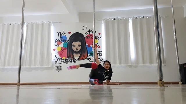 Exotic Pole: Wrong Bitch (Todrick Hall) смотреть онлайн