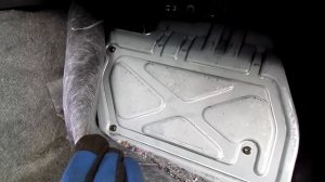 Subaru Legacy 98-04 Outback Computer Removal