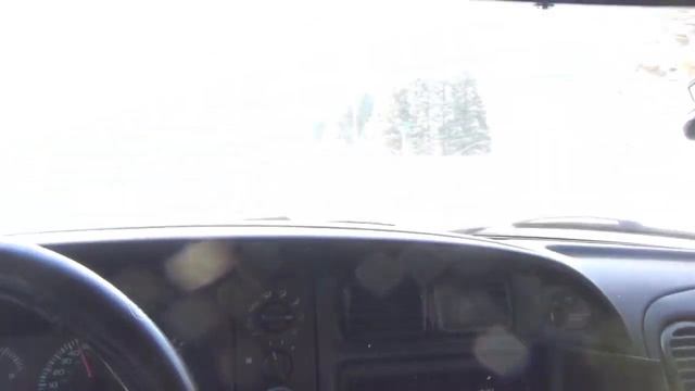 99 Ram 1500 vs 2003 Ford F150 TRUCK BEEF with Auto Detour смотреть онлайн