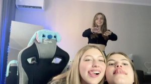 Тверк от Барби Герл