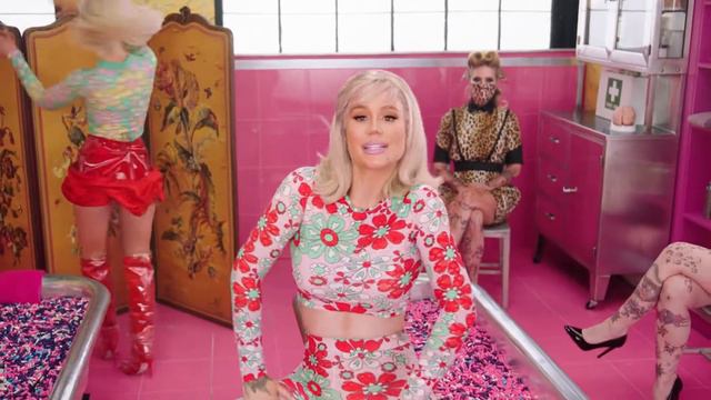 Посмотри кто исполняет смотреть онлайн