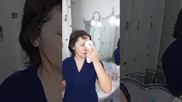 Очищение кожи лица. Мицеллярная вода Мэри Кэй. Демакияж глаз.