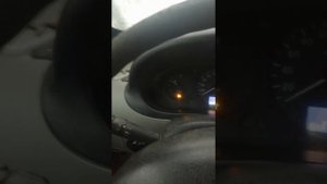 При включении обогрева заднего стекла машина не выключается