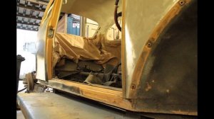 Maya Gold 1973 VW Beetle - Respray