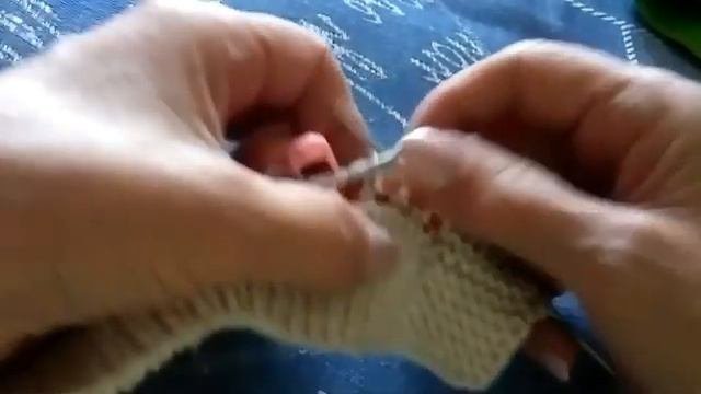Вязаная детская кофточка на 1,5 - 2 года.
