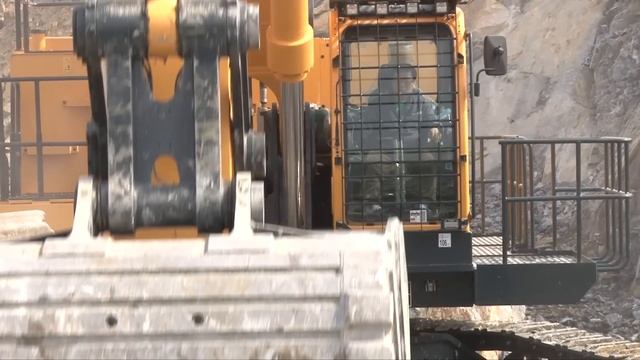 Hyundai R1200LC-9 Crawler Excavator смотреть онлайн