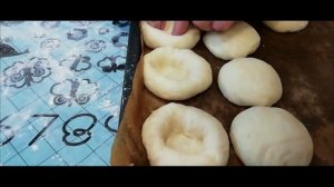 Это очень вкусно!!!Ватрушка с абрикосовым повидлом/Ароматный батон