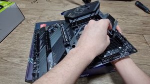 MSI MPG Z690 EDGE WIFI + i7-12700K | Gaming PC Build