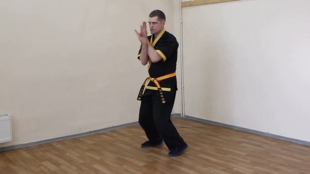 Урок №3|Тренировка Вин Чун Куен Пай.Повороты-Пустая нога. смотреть онлайн