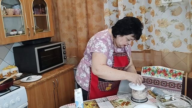 Суп с фрикадельками смотреть онлайн