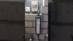 зарядка nissan leaf в гараже. Ярославль