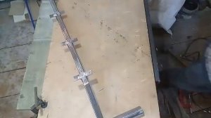 Решил сделать себе тренажёр для пресса, и вот что получилось...