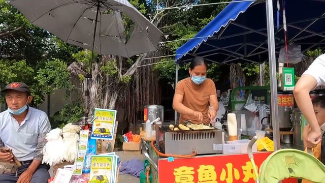 广州农历三八墟！市集！趁墟！农贸市场！海鲜！水果！蔬菜！鸡鸭鹅！牛奶！什么都有得买！路边美食！#market#Guangzhou traditional 3, 8 Bazaar street foo