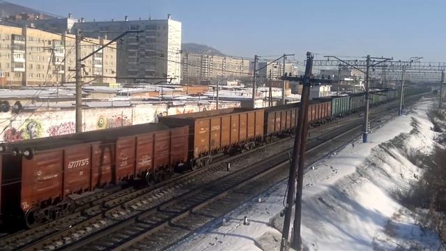 ВЛ10У проходит станцию Миасс-1.mp4 смотреть онлайн