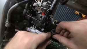 Honda XR250 взводим натяжитель ГРМ и выставляем метки