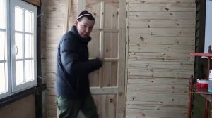 Сделал простой тёплый туалет в деревенском доме