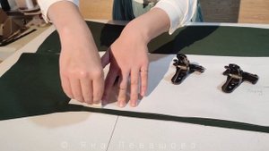 Как перевести линии выкройки на вторую сторону. Без стука по столу и промётывания. МК по шитью
