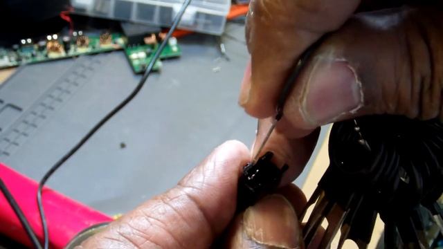 Removing JST SM male connector pins смотреть онлайн