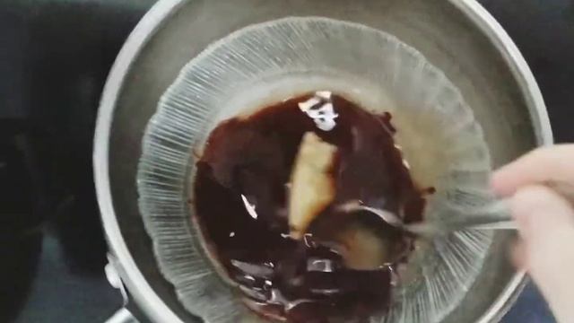 Конфеты шоколадные из какао-масла и какао тёртого, молочный шоколад смотреть онлайн