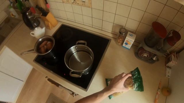 Просто макароны. Как варить макароны в кастрюле. Макароны быстро